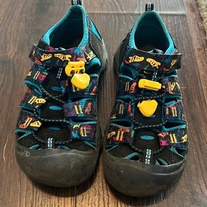 Keen sandals, size 13